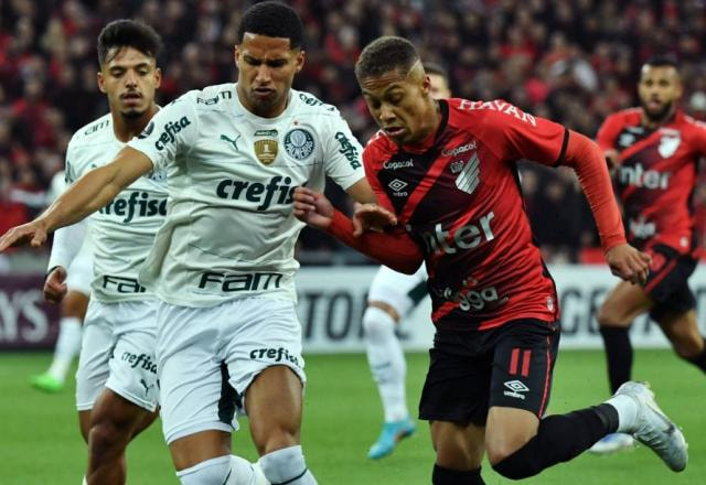 Imagem da noticia Athletico-PR derruba invencibilidade do Palmeiras e abre vantagem na semifinal