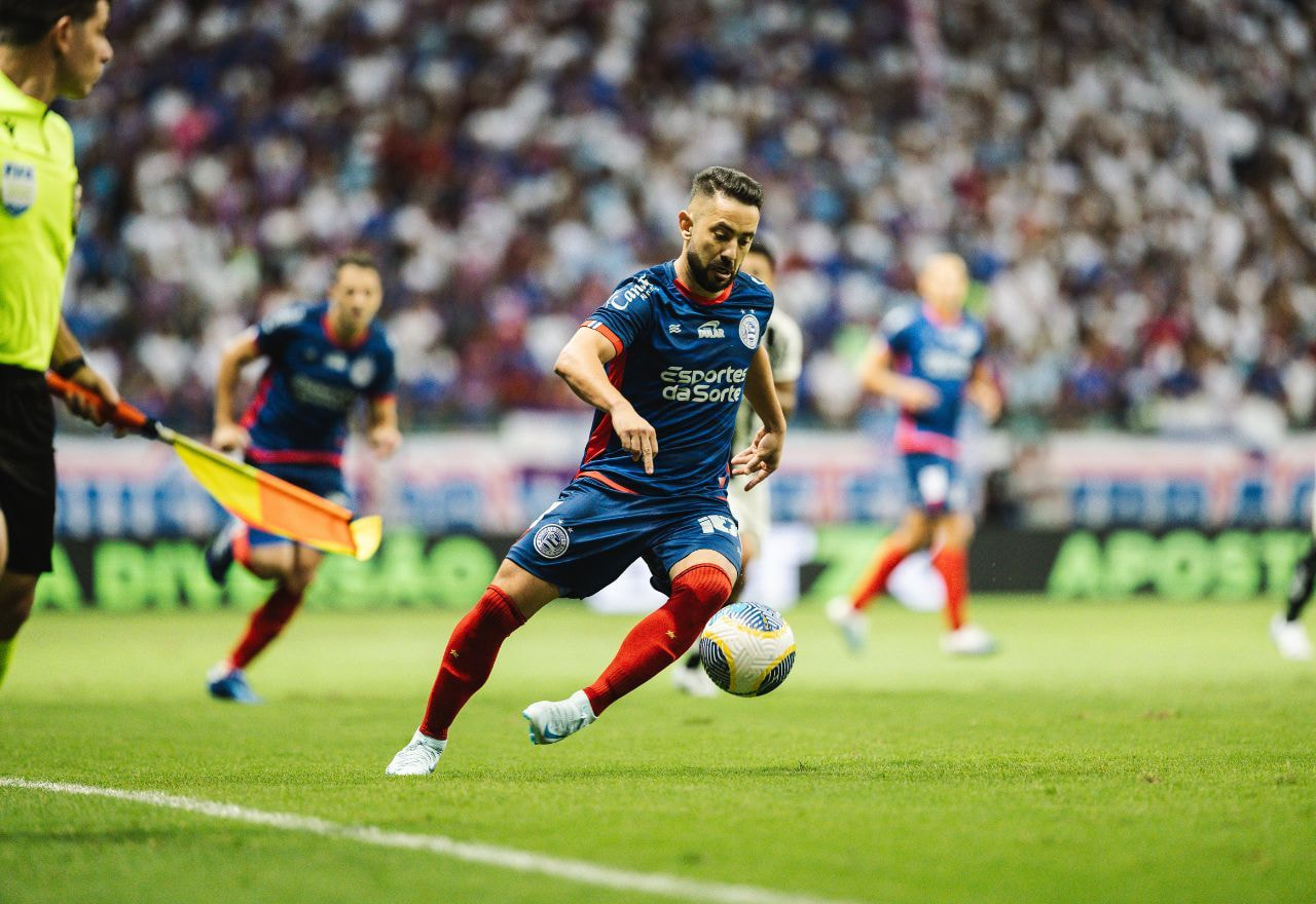 Imagem da noticia Bahia vence Botafogo com um a mais e avança para as quartas da Copa do Brasil