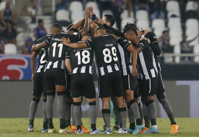 Imagem da noticia Botafogo pode assumir a liderança do Brasileirão; veja as contas