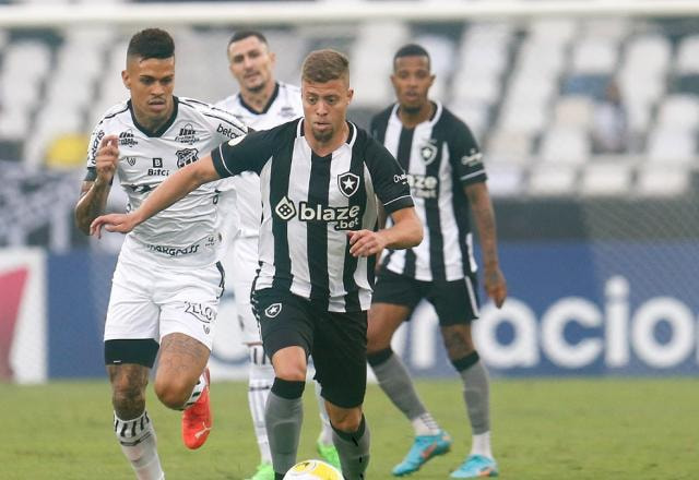 Imagem da noticia Botafogo e Ceará empatam e seguem colados no Brasileirão
