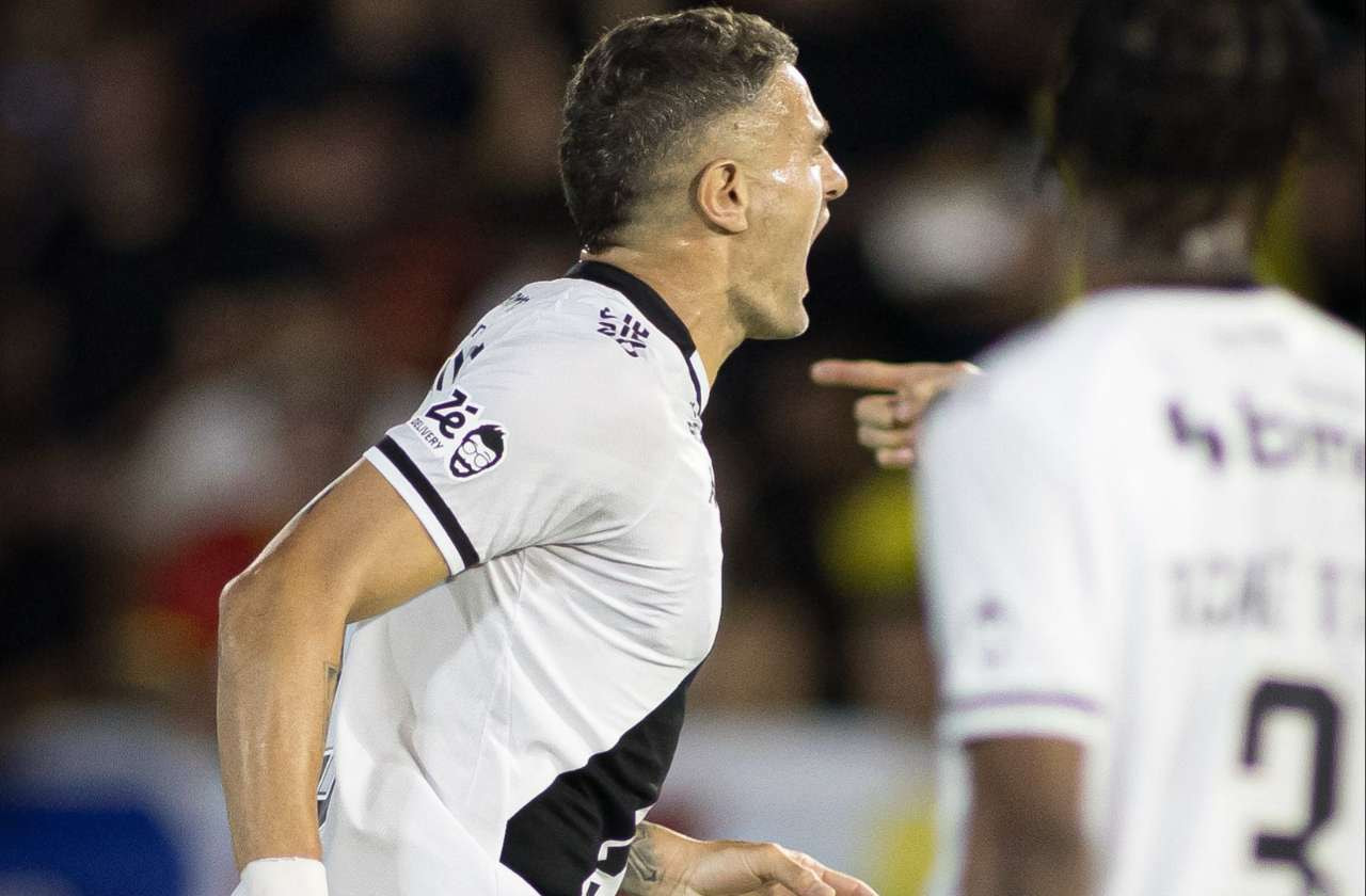 Imagem da noticia Vegetti encerra jejum e Vasco bate Bragantino no Brasileirão