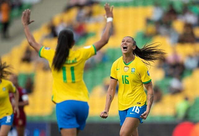 Imagem da noticia Brasil atropela Venezuela e garante classificação na Copa América Feminina