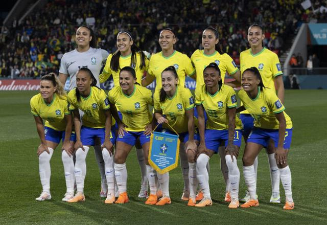 Imagem da noticia Copa do Mundo: Brasil tenta quebrar tabu em confronto decisivo contra França