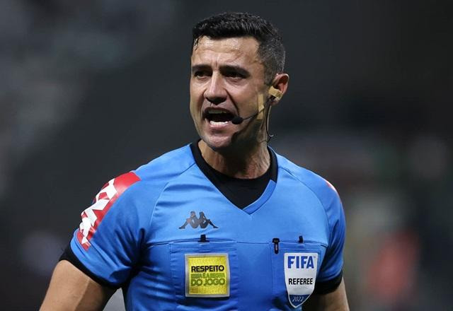 Imagem da noticia Supercopa do Brasil: CBF define árbitro de Palmeiras x São Paulo