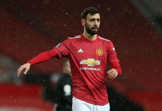 Imagem da noticia Meia do Manchester United, Bruno Fernandes se envolve em acidente de carro