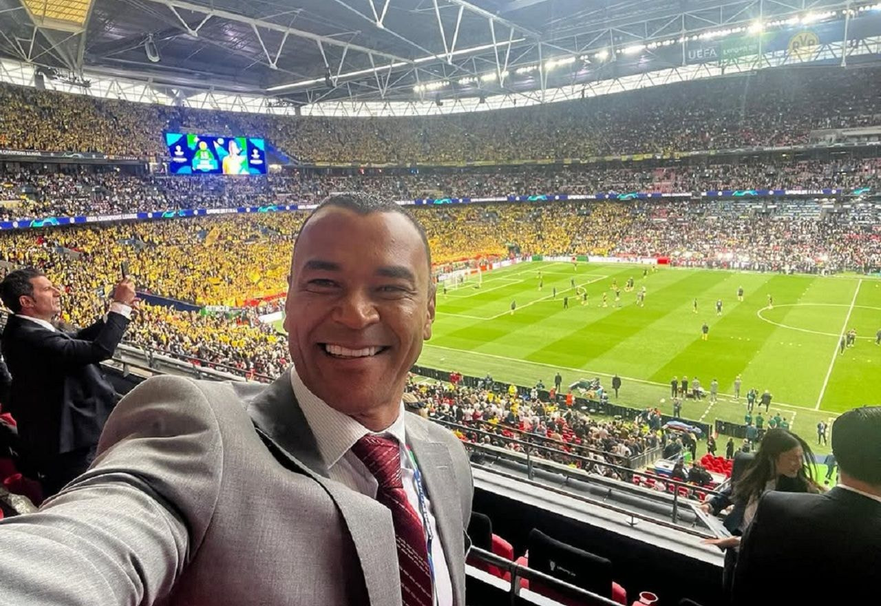 Imagem da noticia Cafu diz que Seleção Brasileira é refém de Neymar: “Ninguém ganha título sozinho”