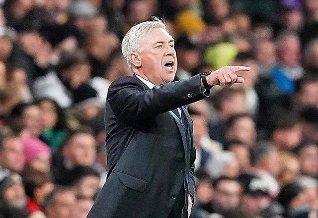 Imagem da noticia Ancelotti diz concordar com Mourinho que "só um louco deixa o Real Madrid"