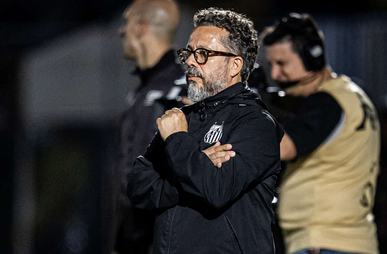 Imagem da noticia Cléber aprova empate do Santos: "Nos organizamos e seguramos o Sport"