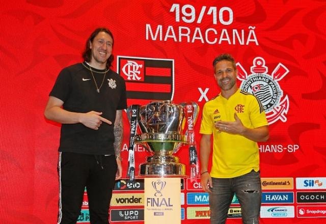Imagem da noticia Copa do Brasil: Corinthians e Flamengo miram "pódio" de maiores campeões
