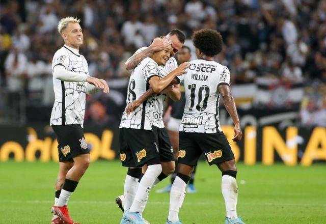 Imagem da noticia Corinthians x Guarani: veja as prováveis escalações e os desfalques