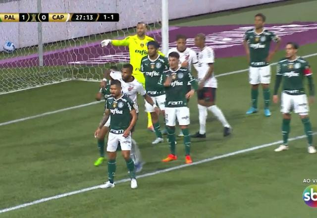 Imagem da noticia Nadine Basttos: Alex Santana merecia o vermelho, e expulsão de Murilo é justa