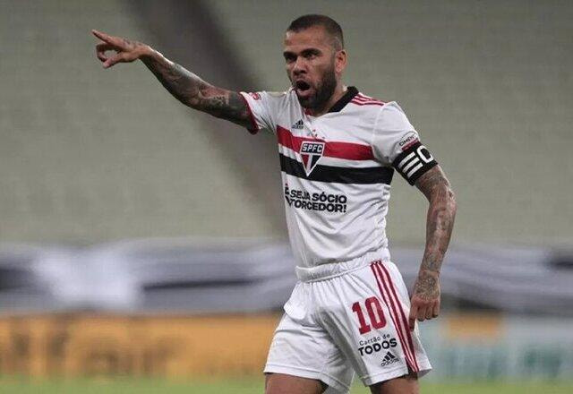 Imagem da noticia "Mel é melhor que m...": Daniel Alves explica saída do São Paulo