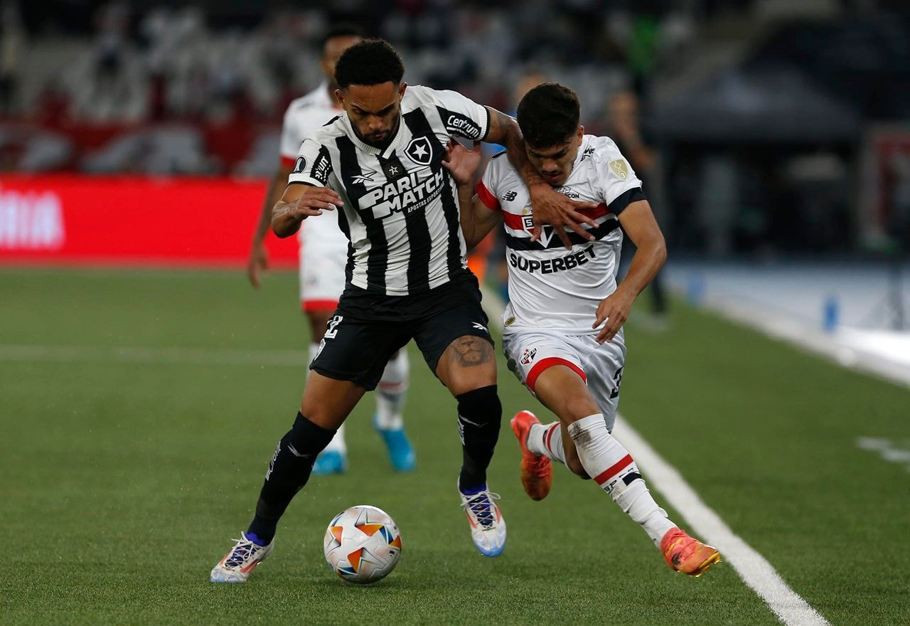Imagem da noticia Por vaga na semifinal da Libertadores, São Paulo recebe o Botafogo