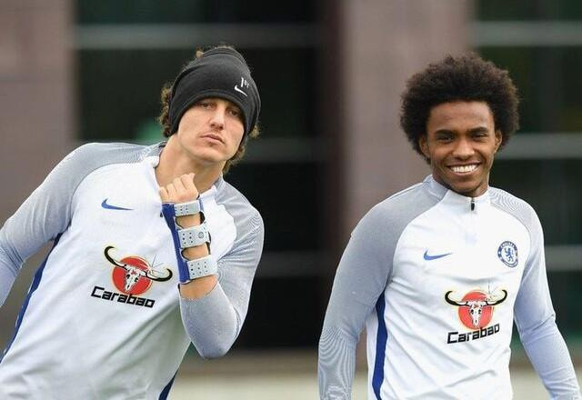 Imagem da noticia David Luiz parabeniza Willian antes de decisão pela Libertadores: "Te amo"