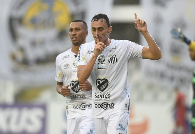 Imagem da noticia Santos repatria Pituca e chega a 10º reforço para 2024; veja lista