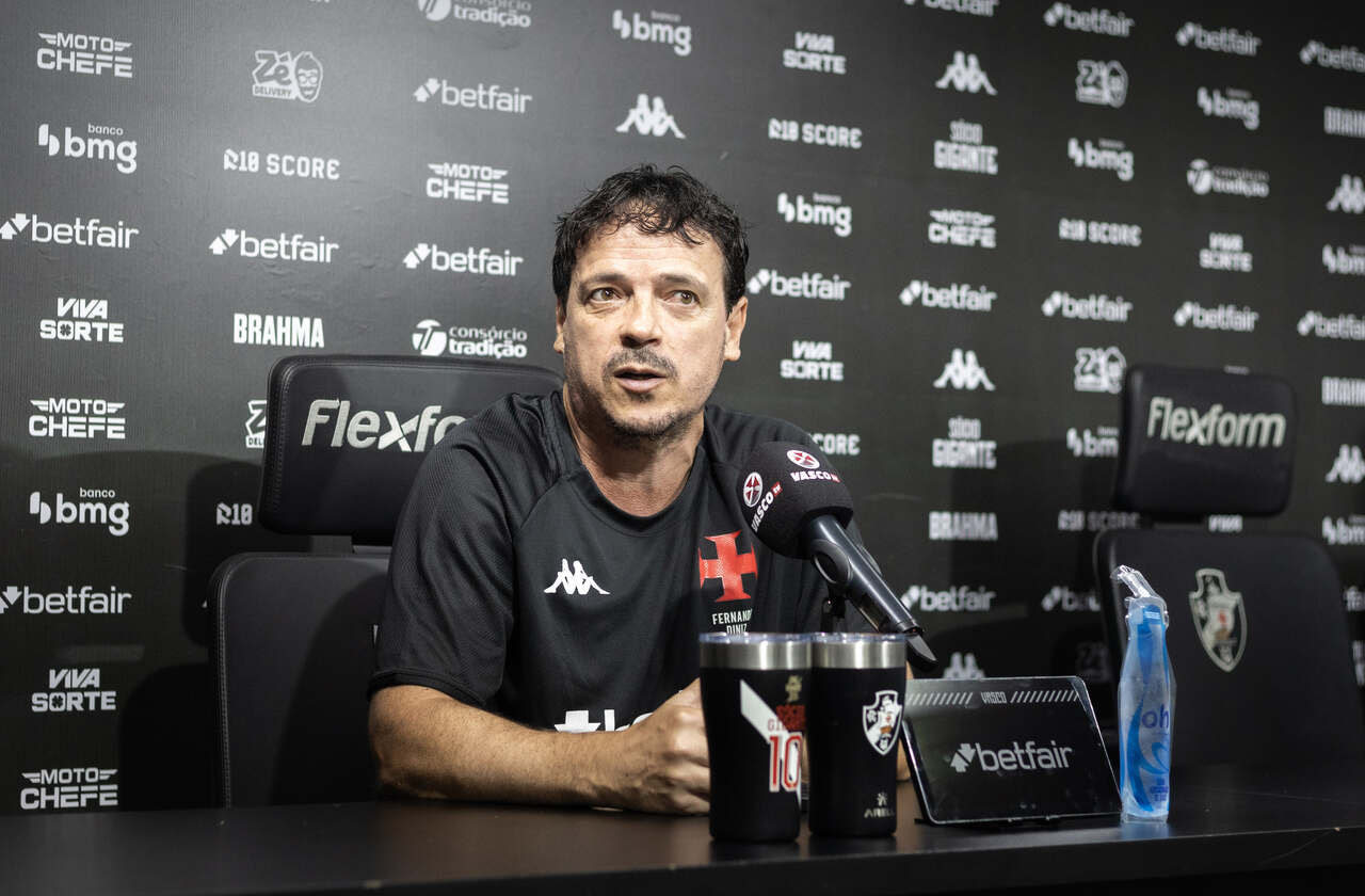 Imagem da noticia Diniz desaprova atuação do Vasco e diz: "Que sirva de lição"
