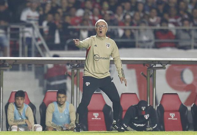 Imagem da noticia Campeão da Libertadores, Dorival Júnior possui invencibilidade na América do Sul