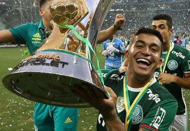Imagem da noticia Dudu iguala Ademir da Guia em títulos pelo Palmeiras; veja lista