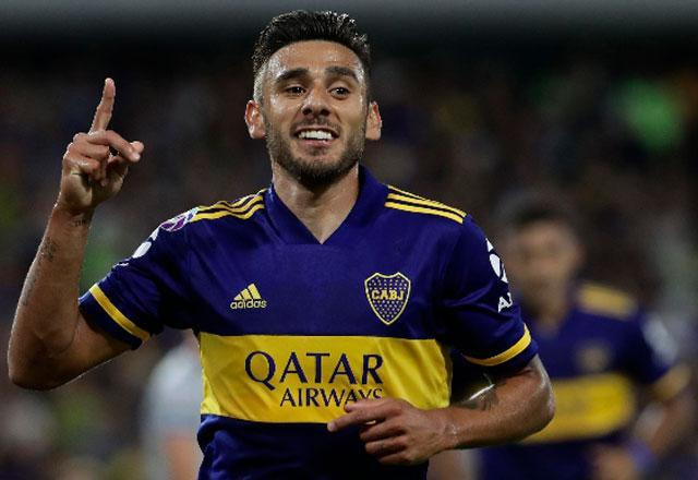 Imagem da noticia "Ela se jogou", diz atacante do Boca acusado de tentar atropelar ex-esposa