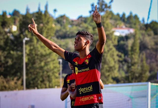 Imagem da noticia Filhos de ex-jogadores consagrados disputam Copinha; veja lista