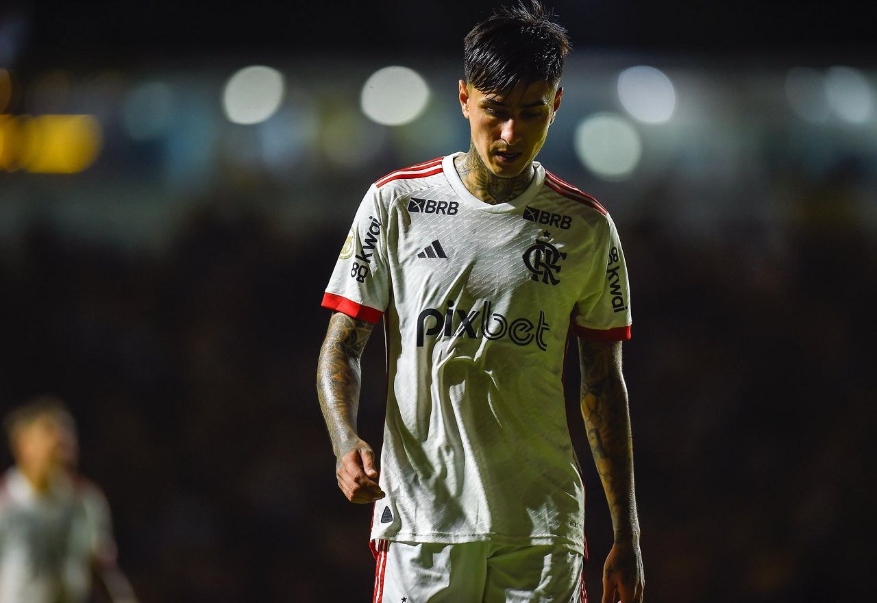Imagem da noticia Flamengo acerta renovação de contrato com Erick Pulgar; confira detalhes