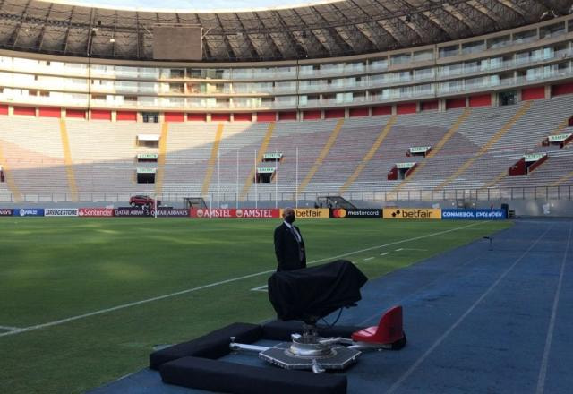 Imagem da noticia Em reviravolta, Sporting Cristal x Flamengo é confirmado para as 22h