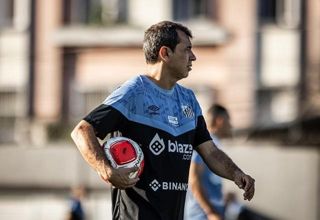 Imagem da noticia Clube japonês entra com processo na Fifa contra Santos por Fábio Carille