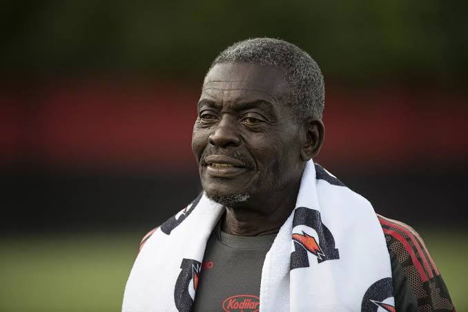 Imagem da noticia Morre Denir, massagista ícone do Flamengo, aos 75 anos