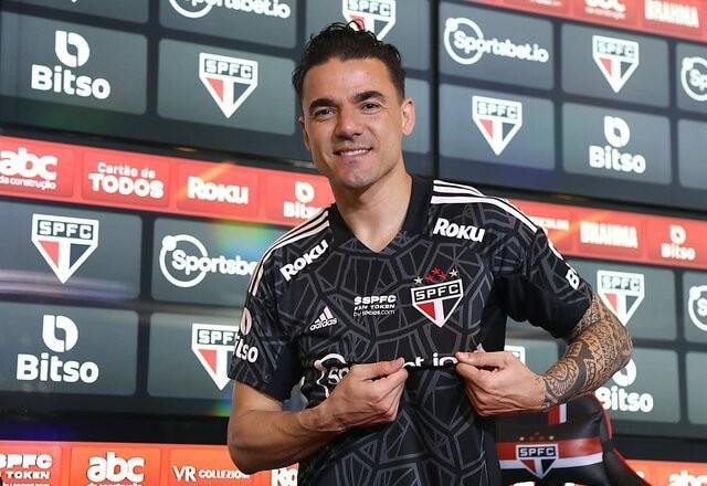 Imagem da noticia Felipe Alves se esquiva de críticas no São Paulo: "Procuro fazer meu melhor"