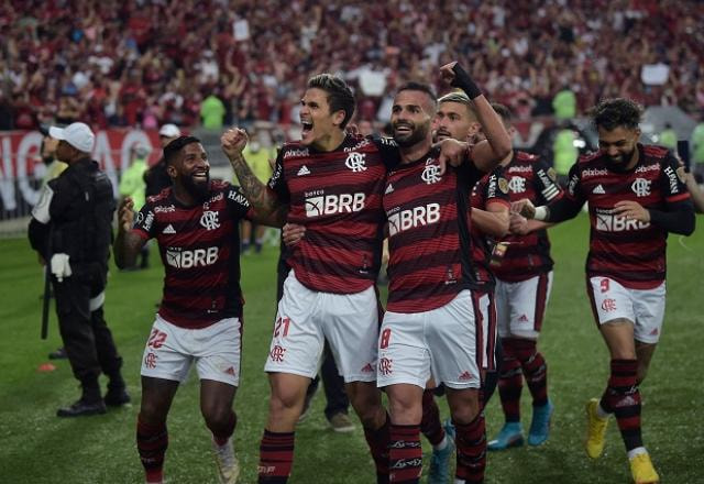 Imagem da noticia Flamengo vence novamente o Corinthians e está na semifinal da Libertadores