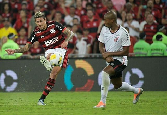 Imagem da noticia Flamengo e Athletico-PR encaram últimos desafios antes da final da Libertadores