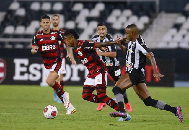 Flamengo x Botafogo: onde assistir, escalações e desfalques