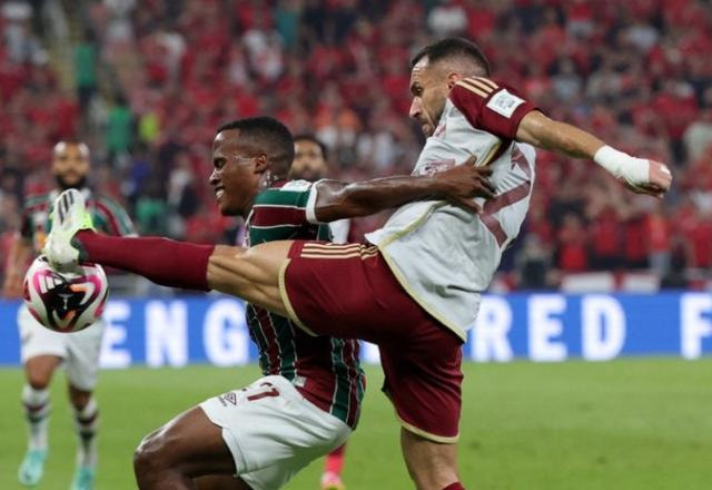 Imagem da noticia Arias e Kennedy brilham, Fluminense vence Al Ahly e vai à final do Mundial