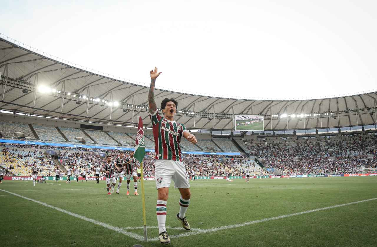 Imagem da noticia Cano celebra reencontro com Zubeldía, agora pelo Fluminense: "Conhece minha história"