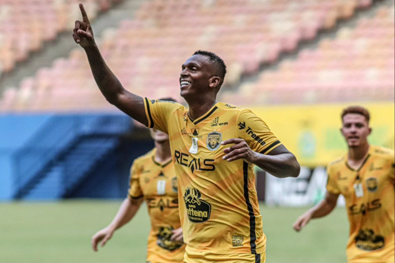 Imagem da noticia Atacante Jô, do Amazonas, é preso em Campinas por não pagar pensão