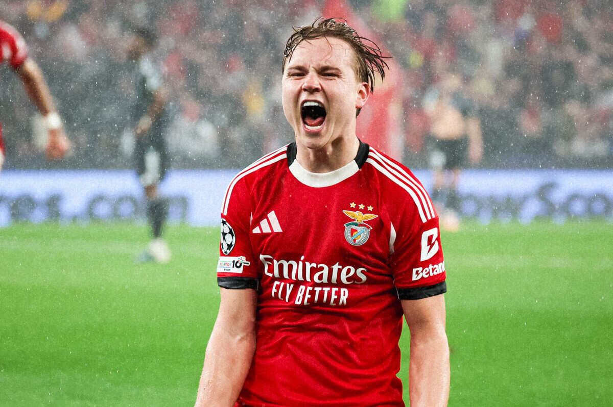 Imagem da noticia Goleiro marca no fim, Benfica vence o Real e vai aos playoffs