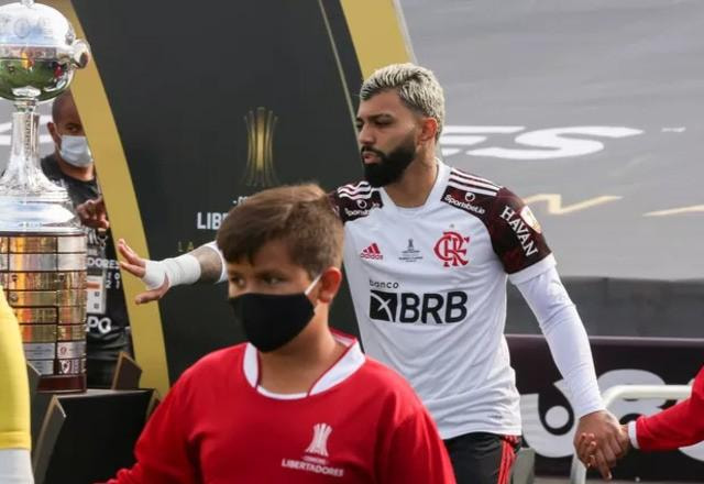 Toque na taça: Gabigol pode ter tira-teima em mística da final da Libertadores