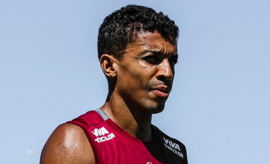 Imagem da noticia Luiz Gustavo, do São Paulo, é internado com tromboembolismo pulmonar