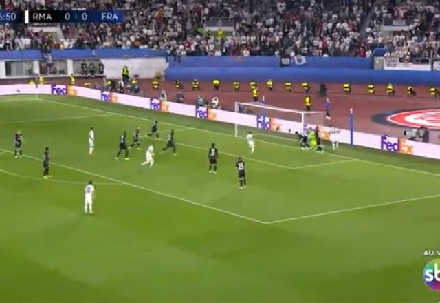 Imagem da noticia Real Madrid aproveita falha do Eintracht Frankfurt e abre o placar com Alaba
