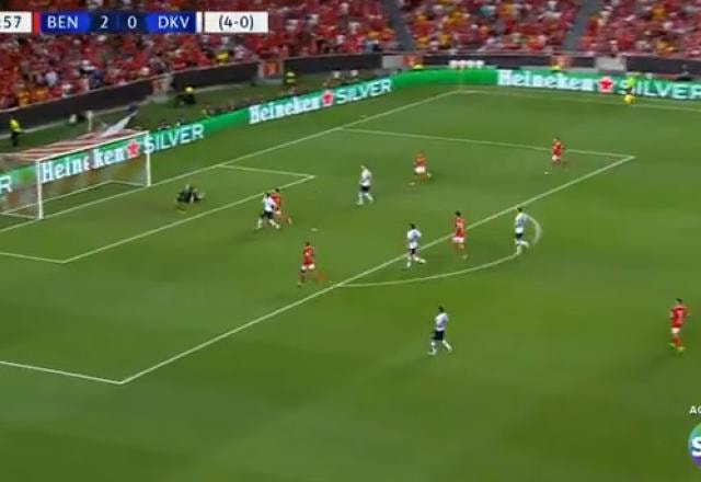 Imagem da noticia David Neres chapa de primeira e marca seu primeiro gol pelo Benfica