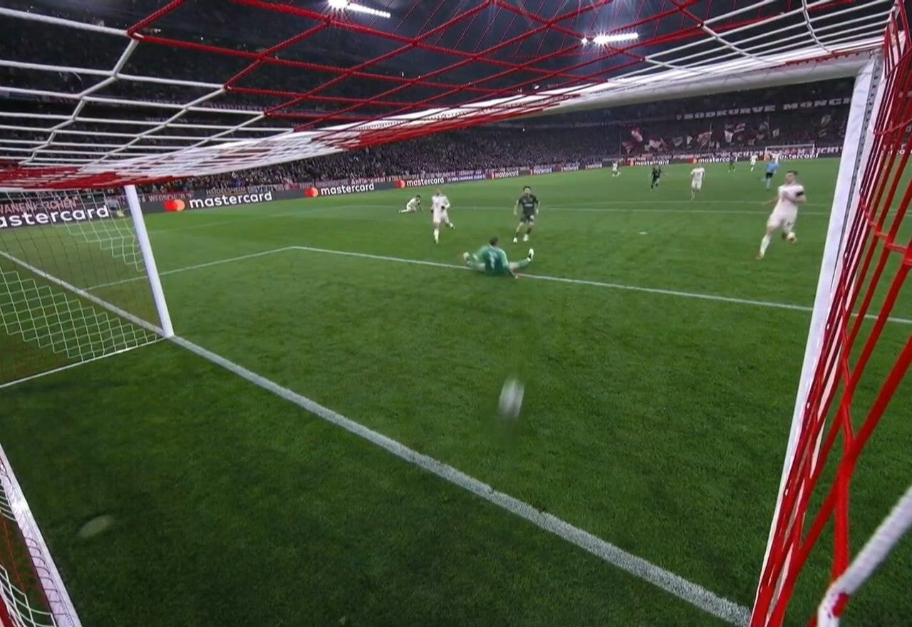 Imagem da noticia Gol do Celtic! Kuhn abre o placar contra o Bayern de Munique na Champions