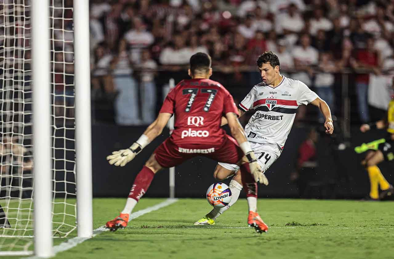 Imagem da noticia Decisivo contra os rivais, Tapia cresce no São Paulo e mira novo clássico