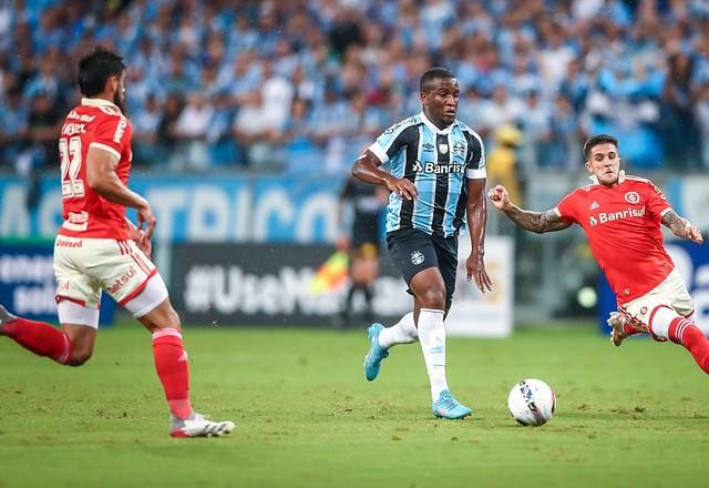 Imagem da noticia Grêmio x Internacional: onde assistir, escalações e desfalques