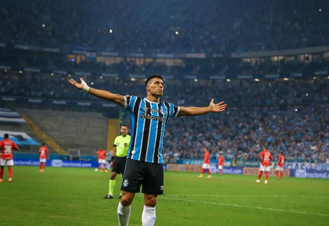 Imagem da noticia Grêmio vence Gre-Nal 439 e afunda Internacional em crise