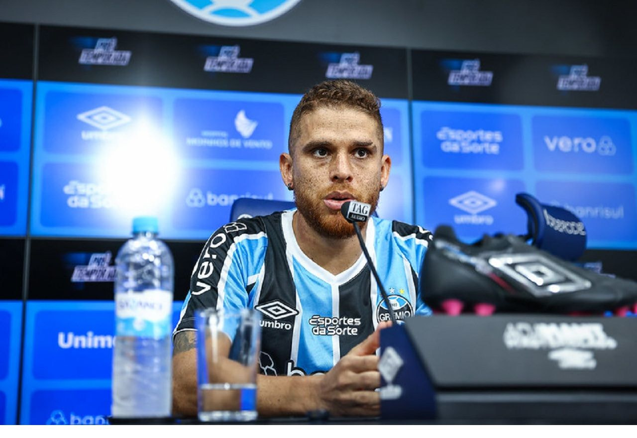 Imagem da noticia Em apresentação no Grêmio, Cuéllar cita negociação frustrada com o Inter