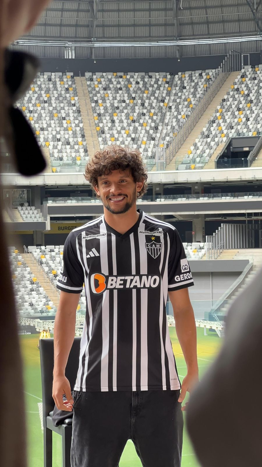 Imagem da noticia Scarpa responde sobre criptomoedas e Willian Bigode: "Vontade de falar tudo"