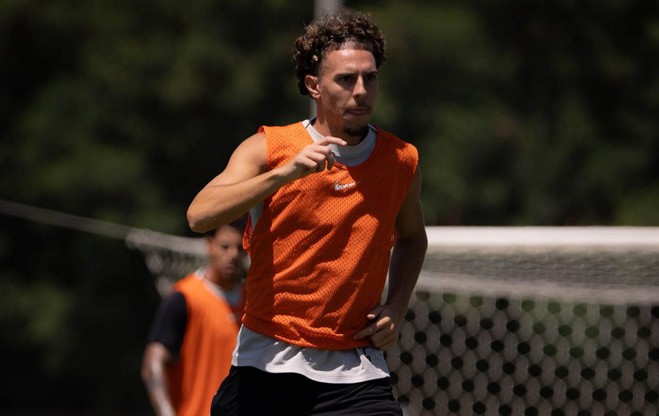 Imagem da noticia Nuno Moreira perde espaço com Renato Gaúcho no Vasco 