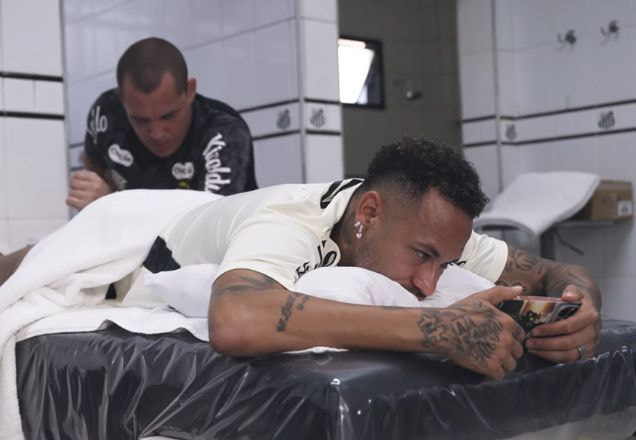 Imagem da noticia Vídeo mostra reação de Neymar ao não ser convocado para a seleção