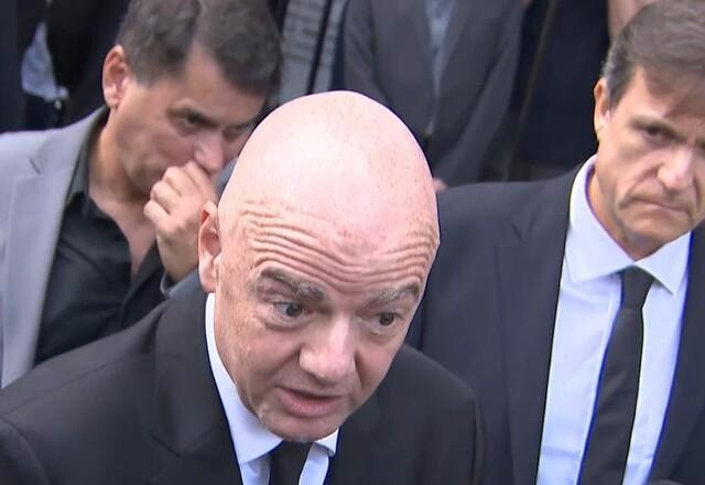 Imagem da noticia Infantino promete pedir estádios com nome de Pelé em todo o planeta