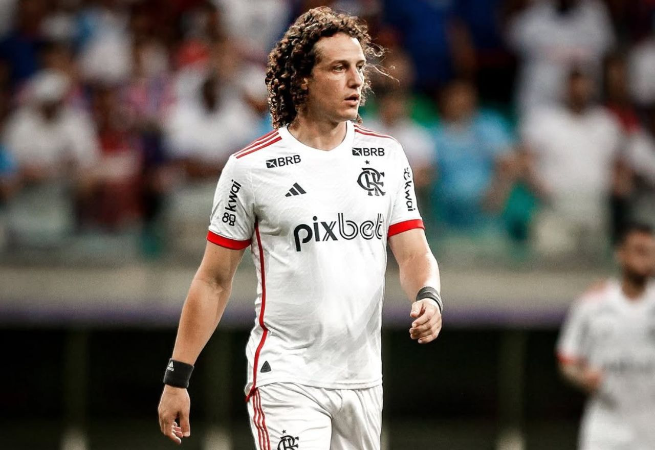 Imagem da noticia David Luiz lamenta forma como foi informado de saída do Flamengo: "Intencional ou amador"